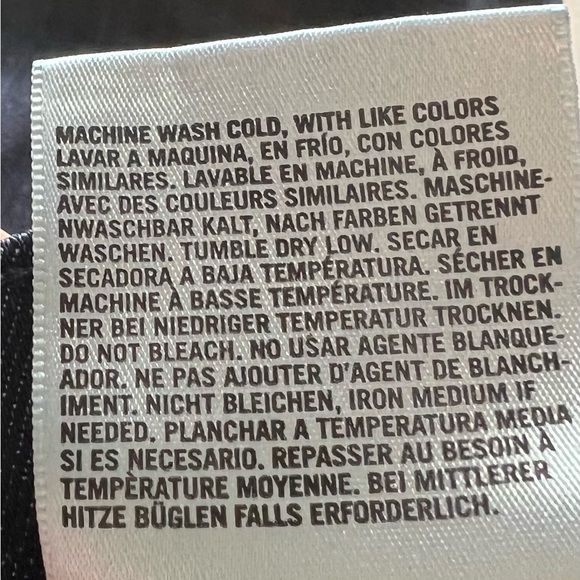 Citizens of Humanity, Hutton # 251 stretch hi-rise wide leg darker wash size 28. - Picture 9 of 13